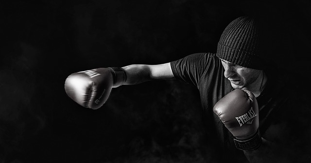 Muž, boxer.jpg